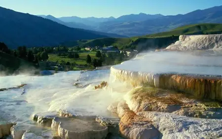 YouTube thumbnail design crimes